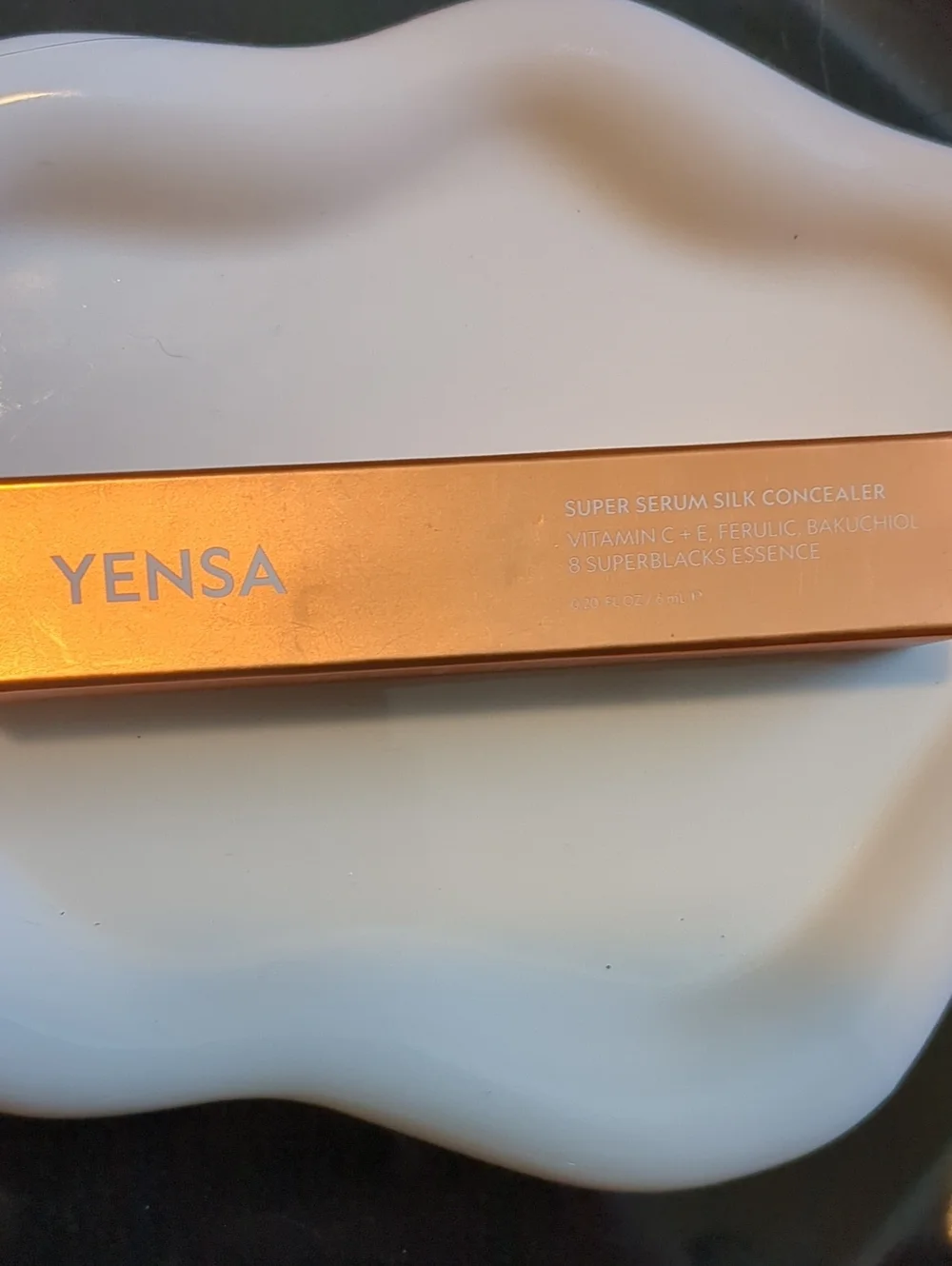 Super Serum Silk Concealer